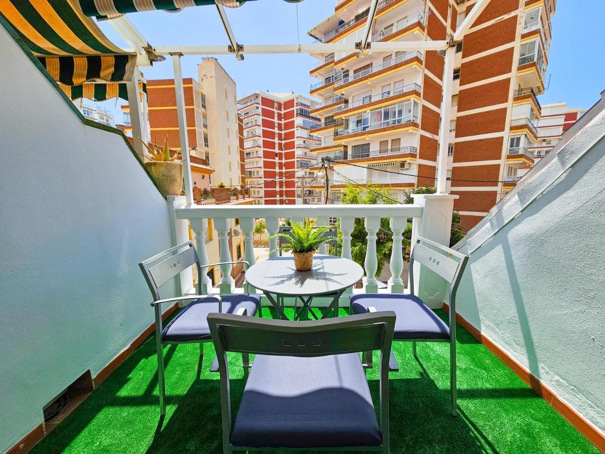 Yeti Atico Beach - Alojamientos La Torre Torre Del Mar Exterior photo